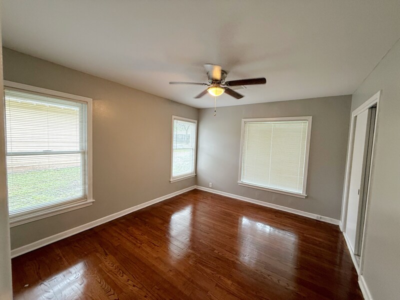 Building Photo - 419 Westhill Pl