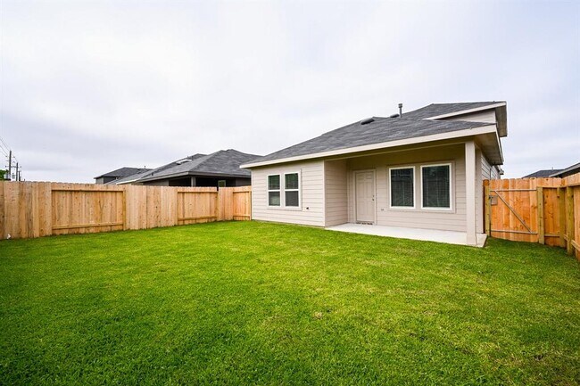 Building Photo - 16822 Paintbrush Holw Ln