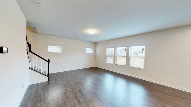 Building Photo - 4500 Collingham Dr