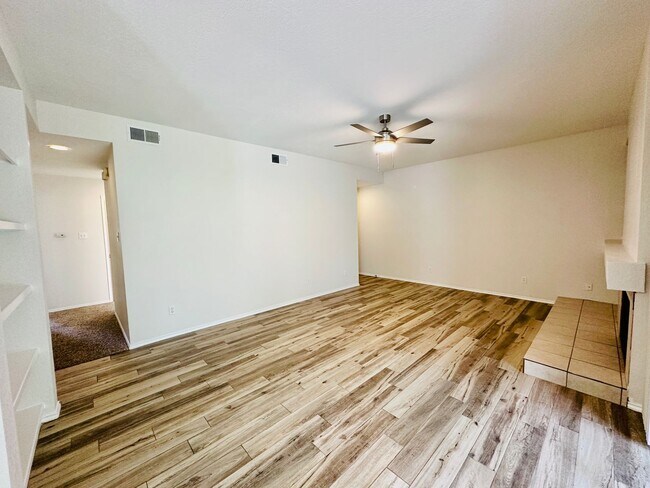 Building Photo - 1 MONTH FREE !!! - Charming 2 Bed 2 Bath Condo with Nature Views in Stillhouse Canyon - Spicewood...