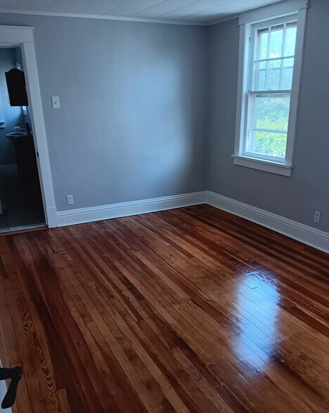 Building Photo - 238 Penn Blvd