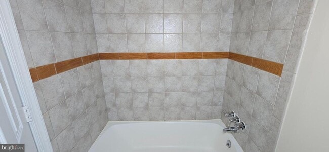 Building Photo - 1255 Meigs Pl NE