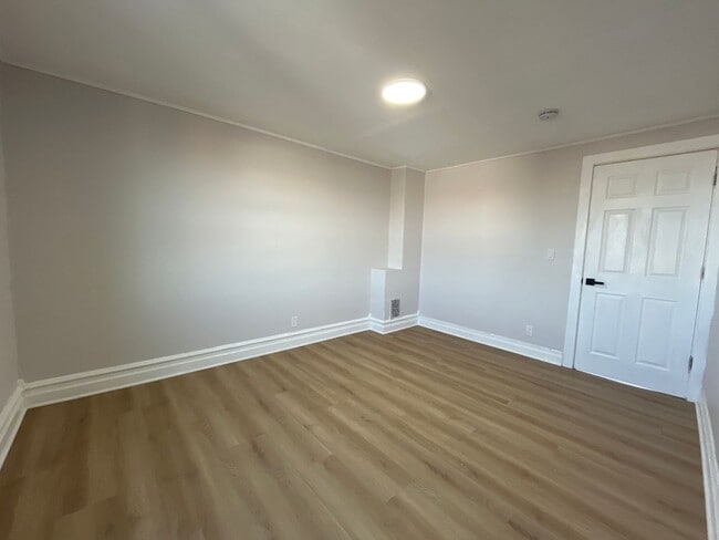 Building Photo - Completely renovated Allentown home offering the feel of brand-new construction