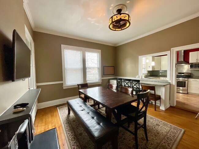 Building Photo - Olympia