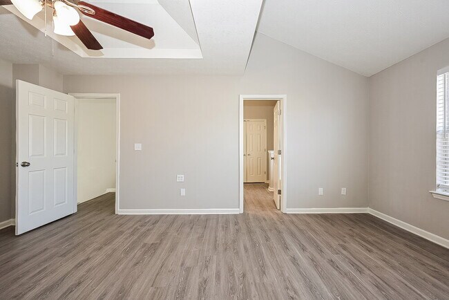 Building Photo - 1231 Quail Hunt Dr