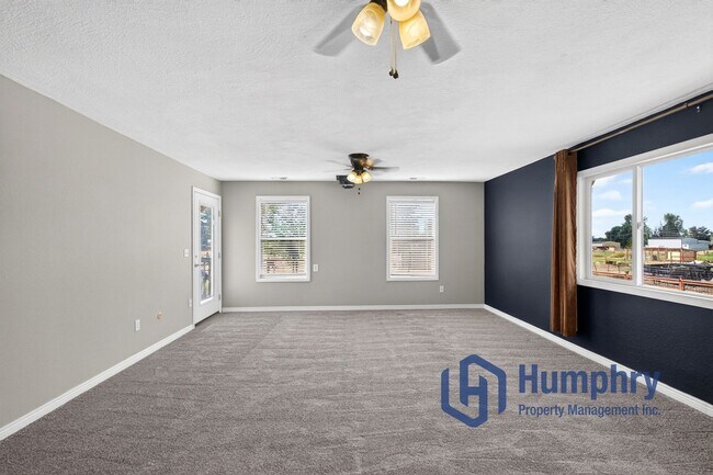 Building Photo - 13159 Ocotillo Dr