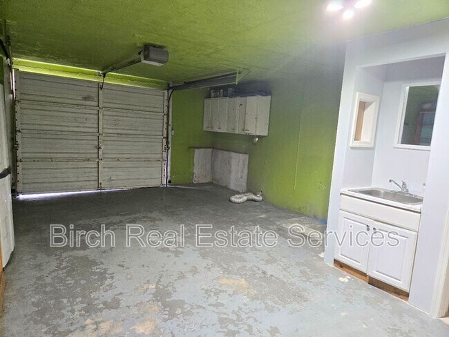 Building Photo - 4328 Baden Dr