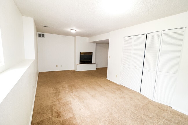 Building Photo - 5505 Chad Ct