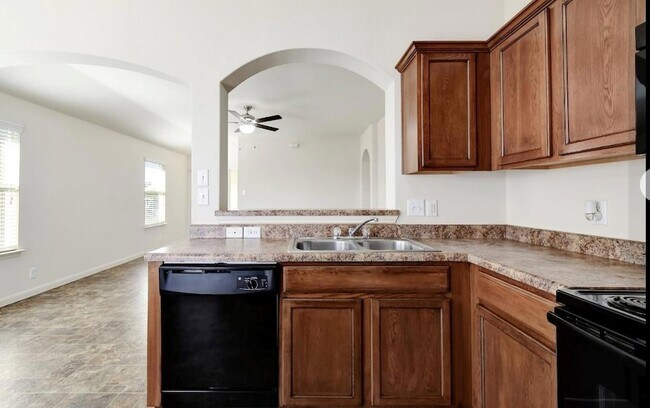 Building Photo - 409 Teron Dr