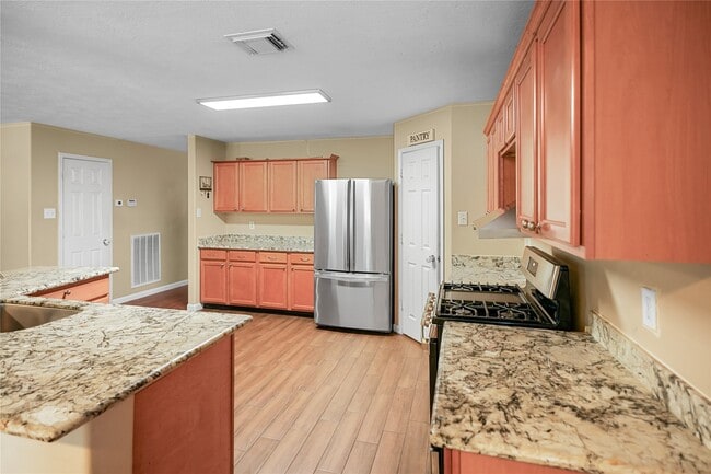 Building Photo - 1006 Stillgate Ct