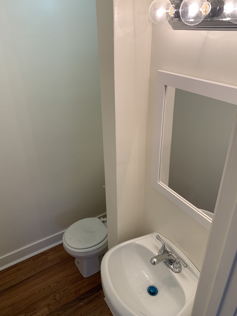 Building Photo - 1653 Chislett St