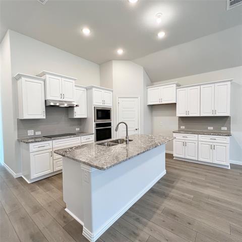 Building Photo - 1310 Sundance Ln