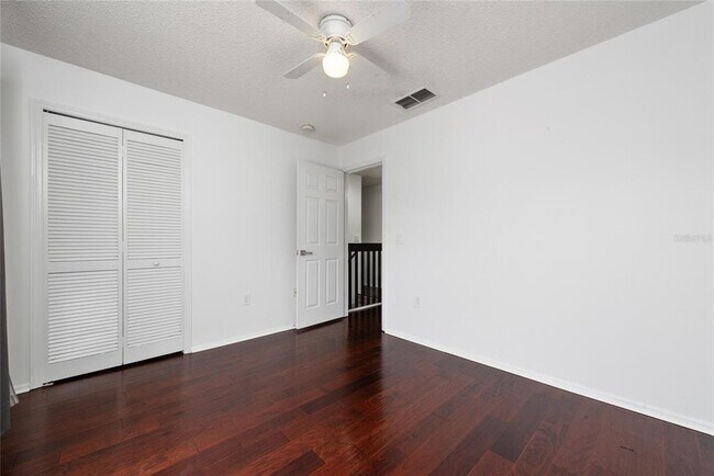 Building Photo - 1233 Sandbrook Dr