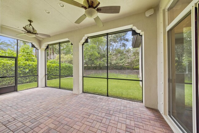 Building Photo - 12520 NW 79th Manor