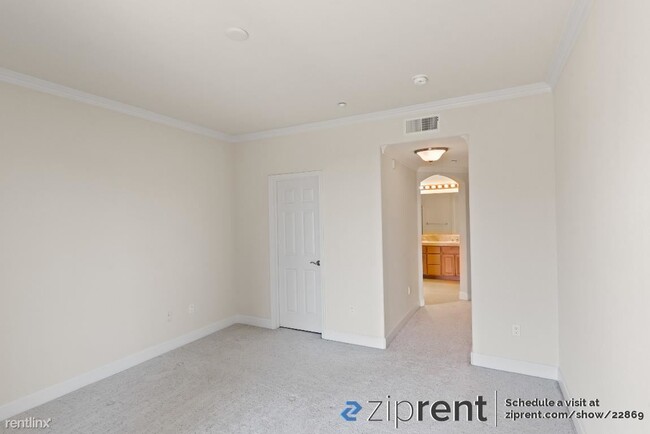 Building Photo - 2 br, 2.5 bath Condo - 1817 Camino Leonor,...