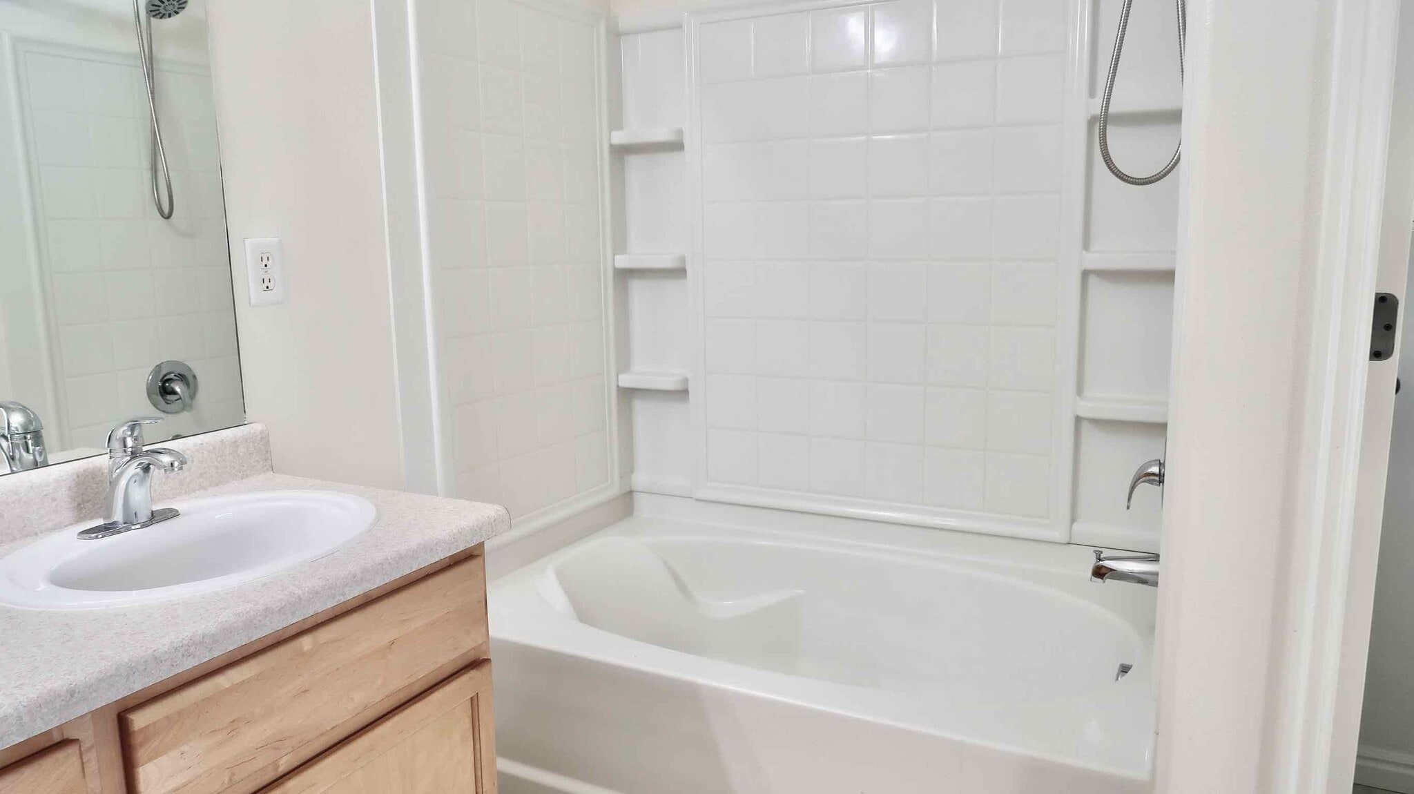 Building Photo - 2918 N 1310 W