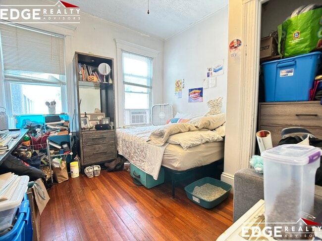 Building Photo - 346 Faneuil St