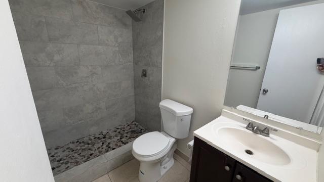 Building Photo - 5174 NE 6th Ave