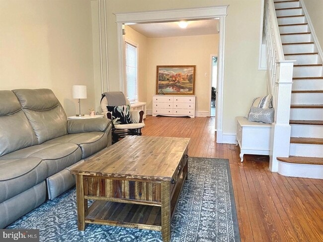 Building Photo - 173 Fountain St