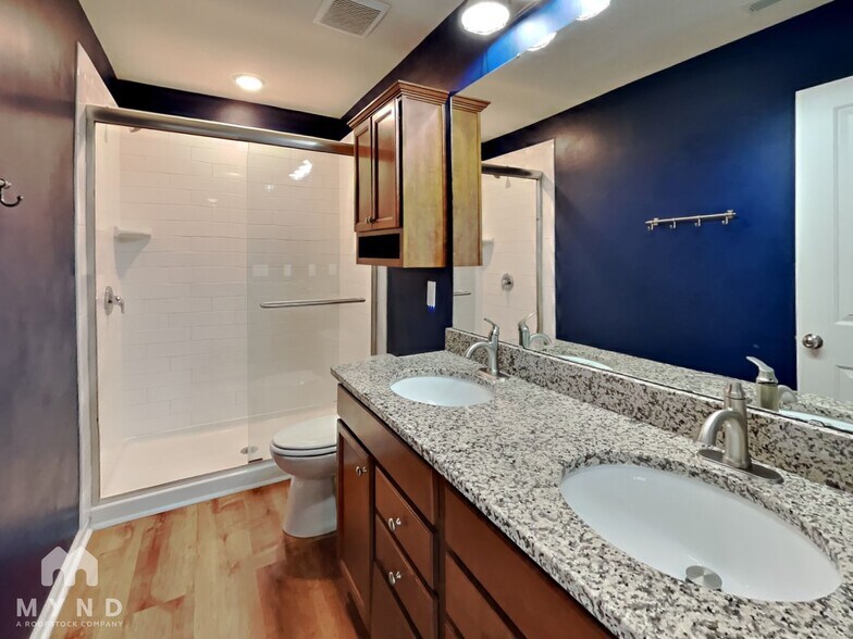 Building Photo - 2101 Attend Xing