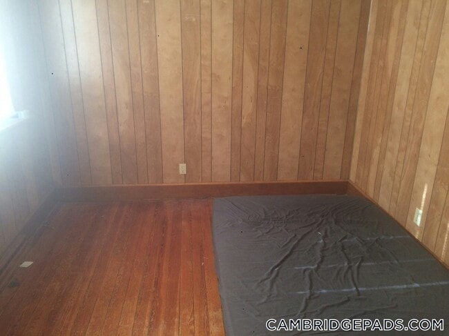 Building Photo - 9 Fulkerson St