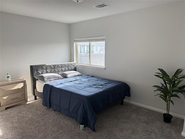 Building Photo - 6017 Teodoro Bend