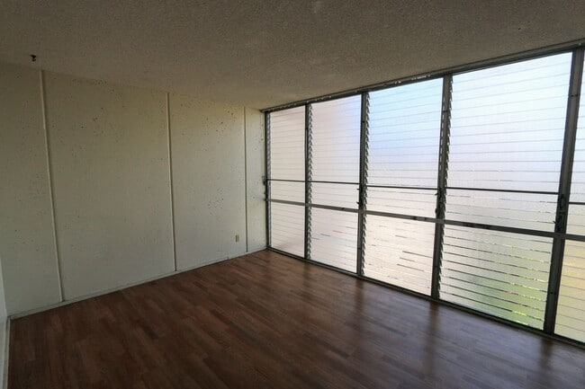 Building Photo - Mililani ~ Cathedral Point 2 Bedroom 1 Bat...