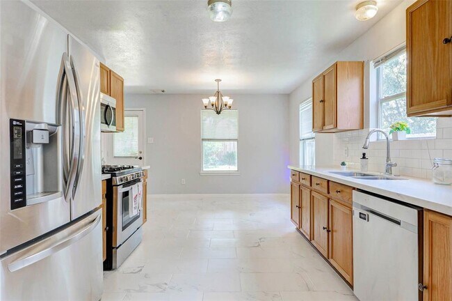 Building Photo - 4722 Windy Cypress Ct