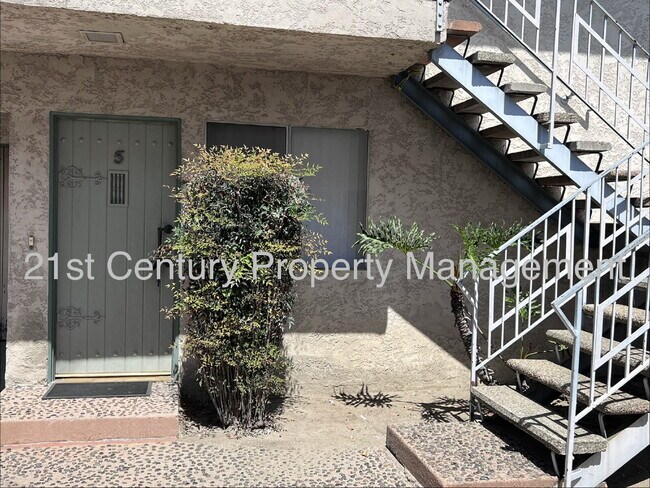Building Photo - Spacious 1 Bedroom Ground Level Apartment - Downey