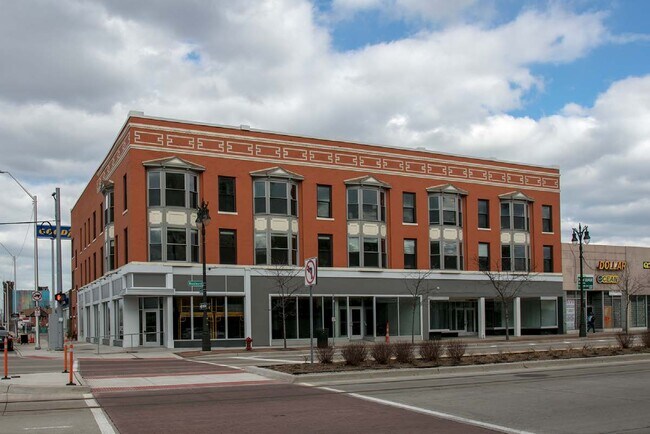 Primary Photo - 6568 Woodward Ave