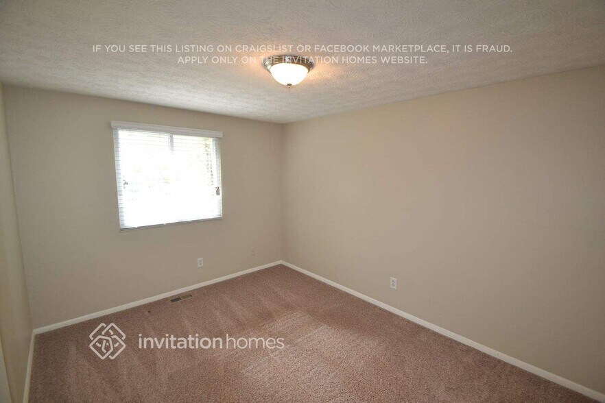 Building Photo - 2197 N Landing Way