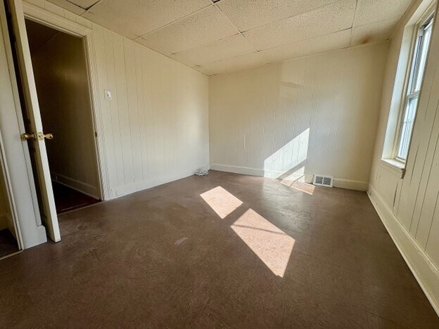 Building Photo - 2073 High St