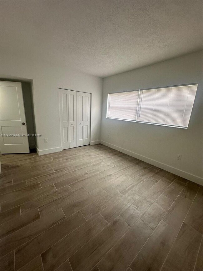 Building Photo - 15689 SW 73rd Cir Terrace