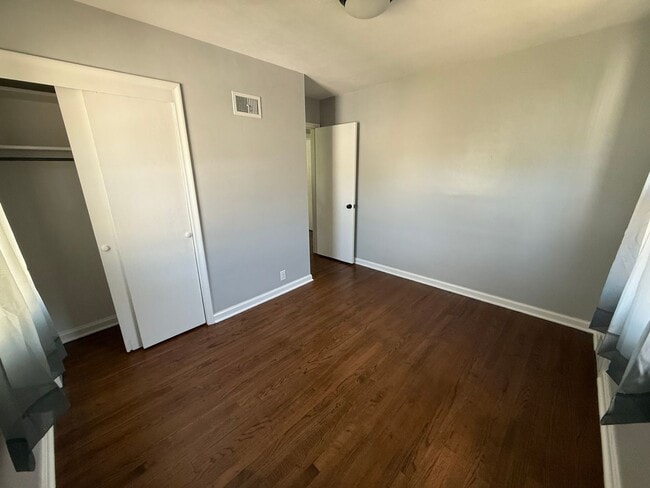 Building Photo - Spacious 2 Bedroom, 2 Bath Home with Bonus Space and a Single Car Garage