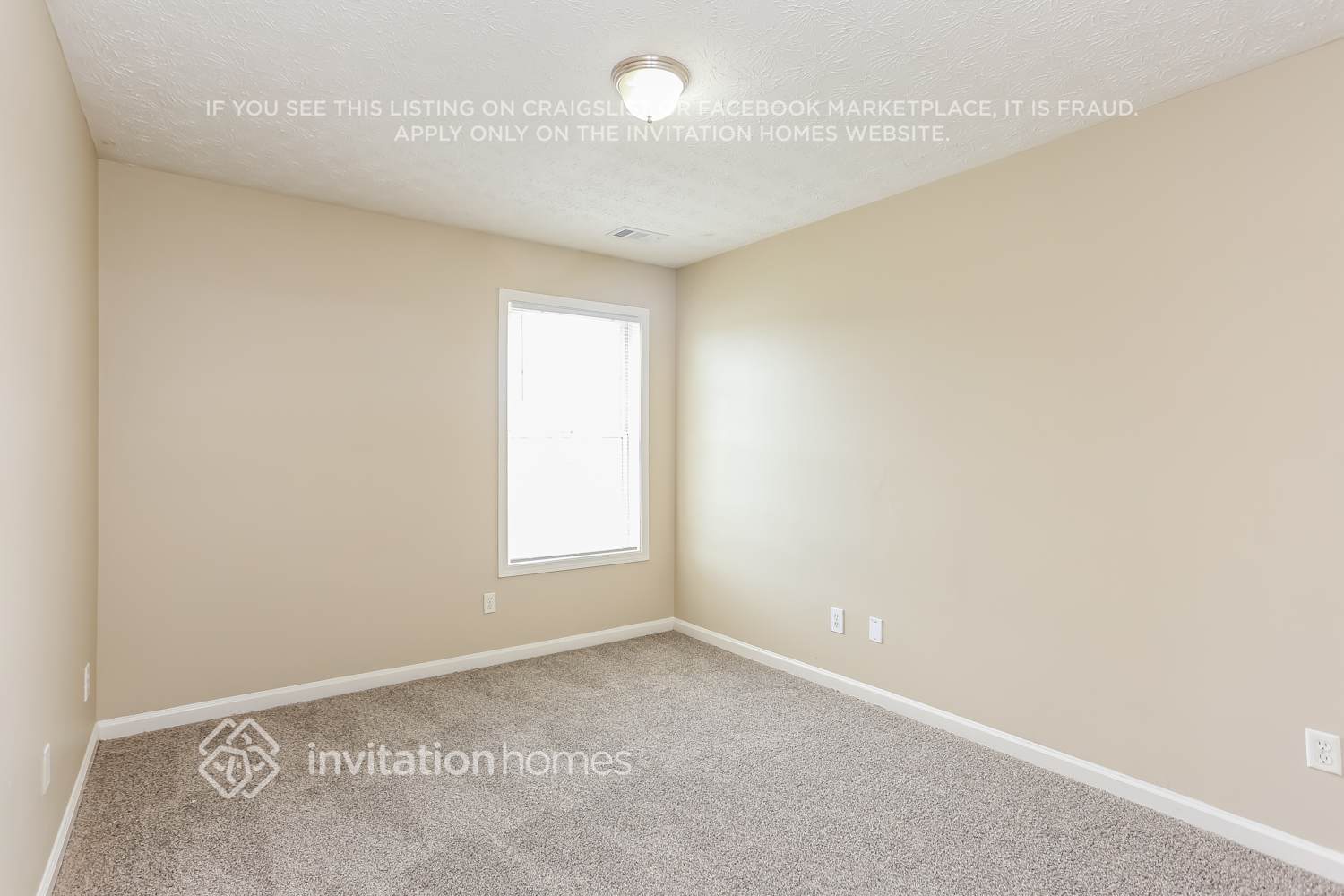 Building Photo - 940 Clairidge Ln SW