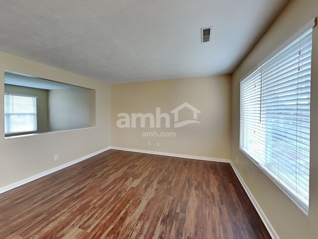 Building Photo - 3162 Bridlerun Dr