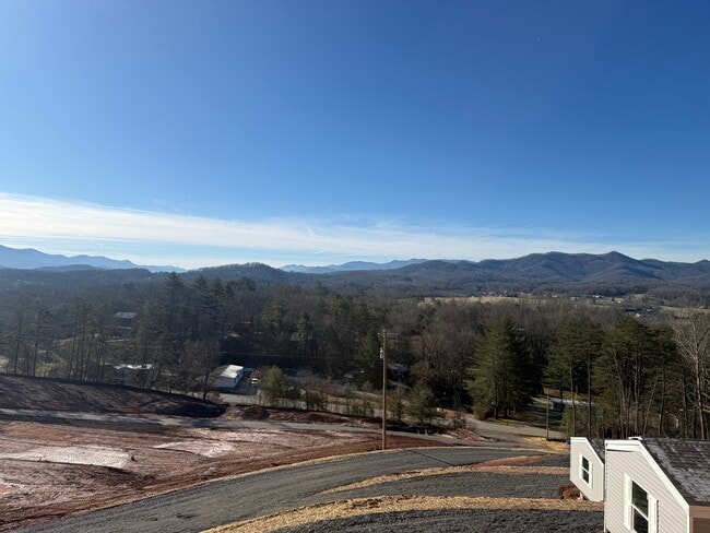 Building Photo - 181 Brookstone Vista Ln