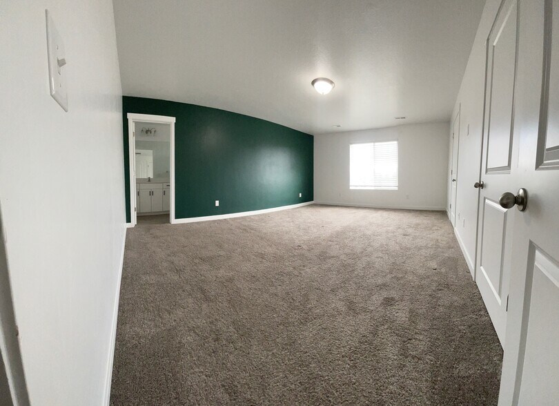 Building Photo - 3626 W Cornfield Dr