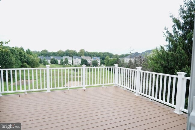Building Photo - 23161 Timber Creek Ln