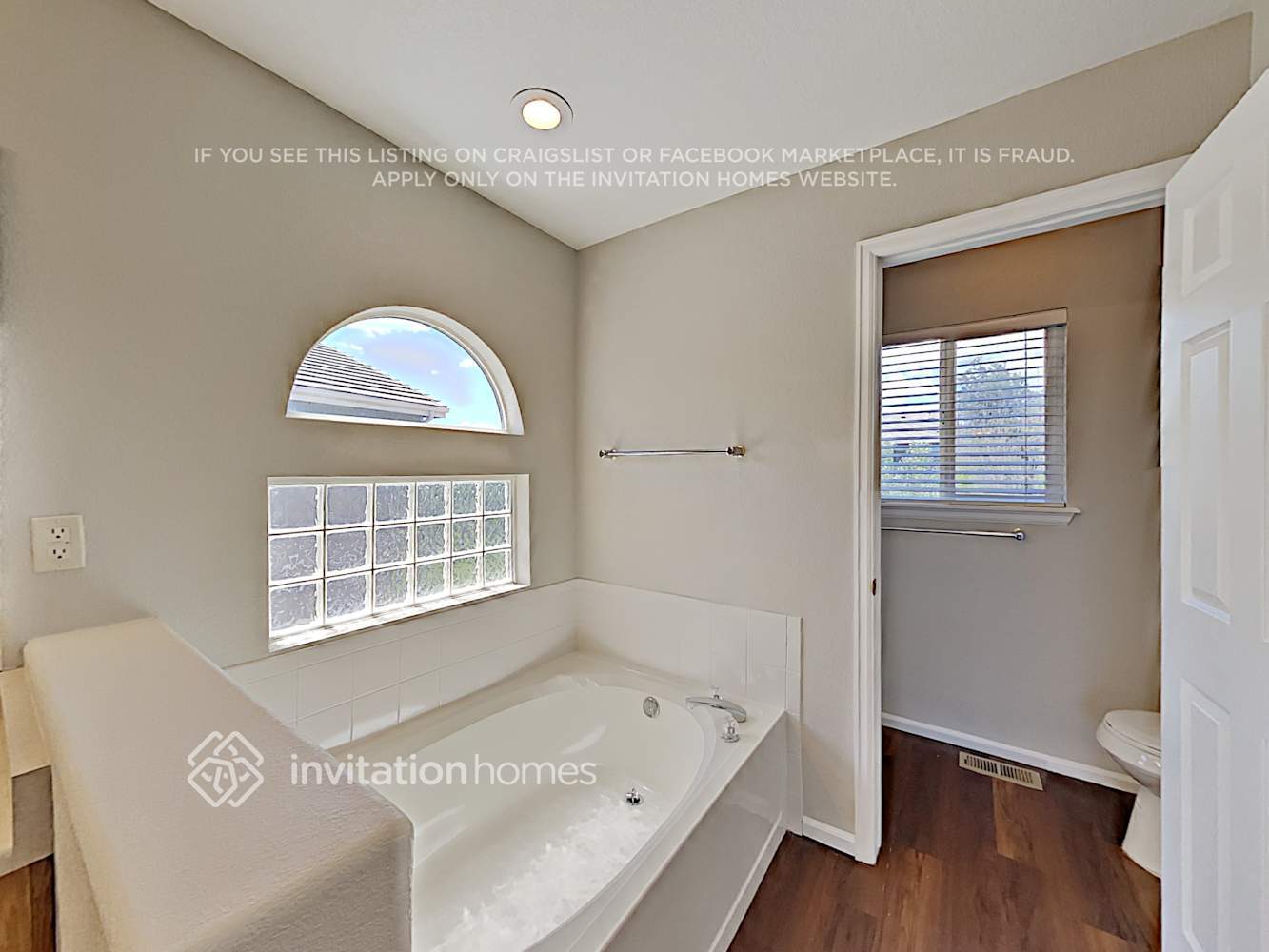 Building Photo - 10169 Fawnbrook Ln