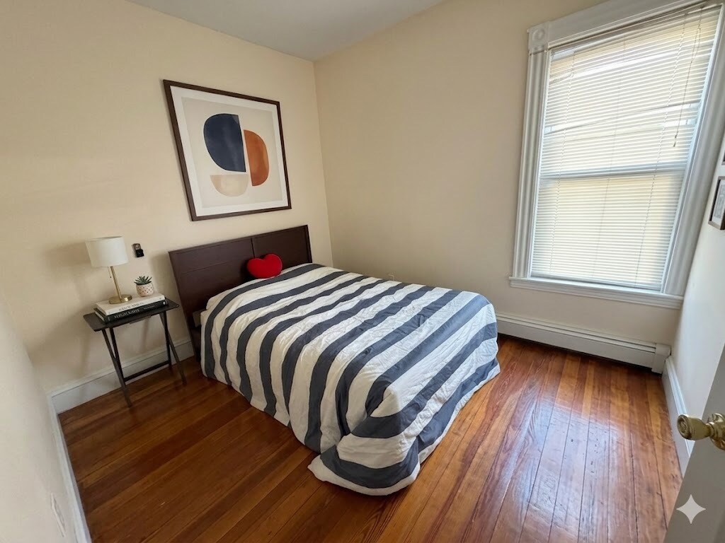 Building Photo - 68 Winchester St