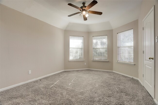 Building Photo - 13419 Sunset Bay Ln