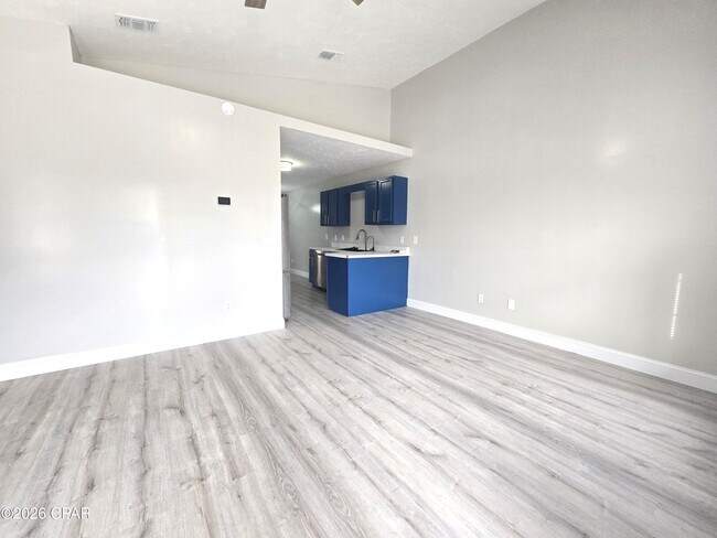 Building Photo - 9022 Houston St