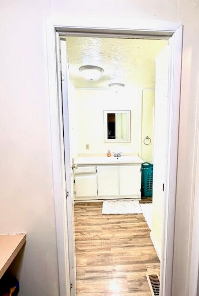 Building Photo - 62 Erickson Ave