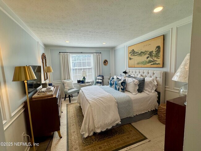 Building Photo - 4358 Timuquana Rd