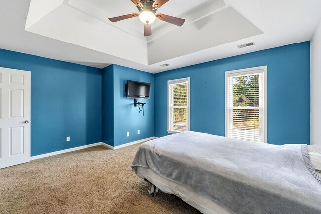 Building Photo - 299 Ashbrook Dr