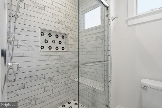 Building Photo - 1618 N Danville St