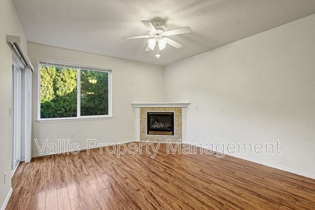 Building Photo - 4936 Evie Jean St NE