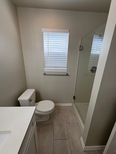 Building Photo - 12408 1st Ave SW