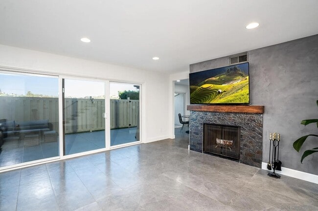 Building Photo - Amberwood